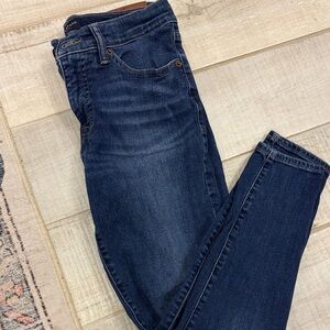 Lucky Brand Dark Wash Skinny Jeans
